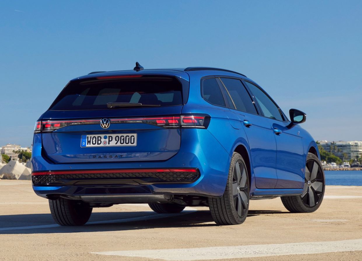 2026 Volkswagen Passat Sedan 1.5 eTSI (150 HP) Impression DSG Özellikleri - arabavs.com
