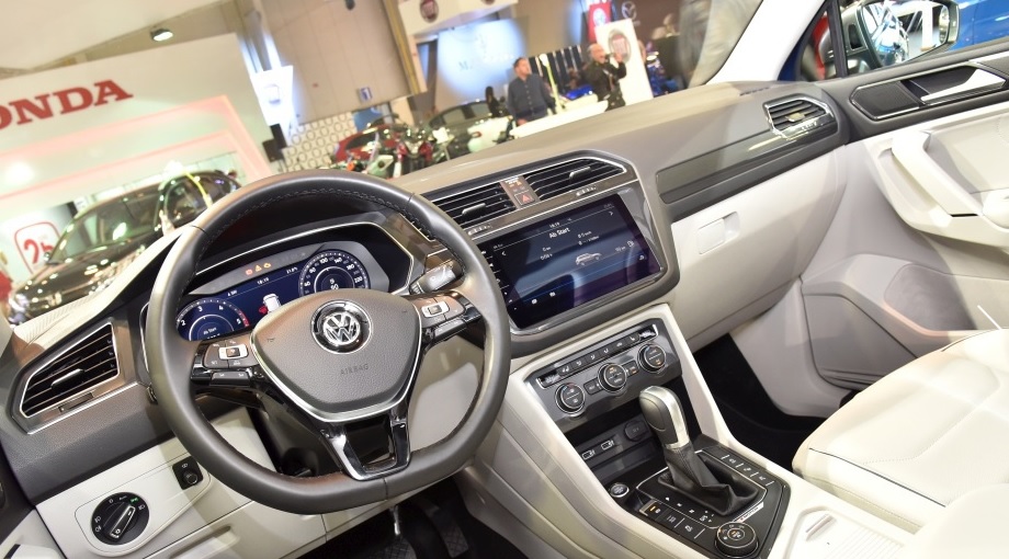 2019 Volkswagen Tiguan SUV 1.5 TSI (130 HP) Trendline Manuel Özellikleri - arabavs.com
