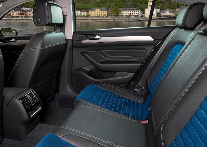 2019 Volkswagen Yeni Passat Sedan 1.5 TSI (150 HP) Elegance DSG Özellikleri - arabavs.com