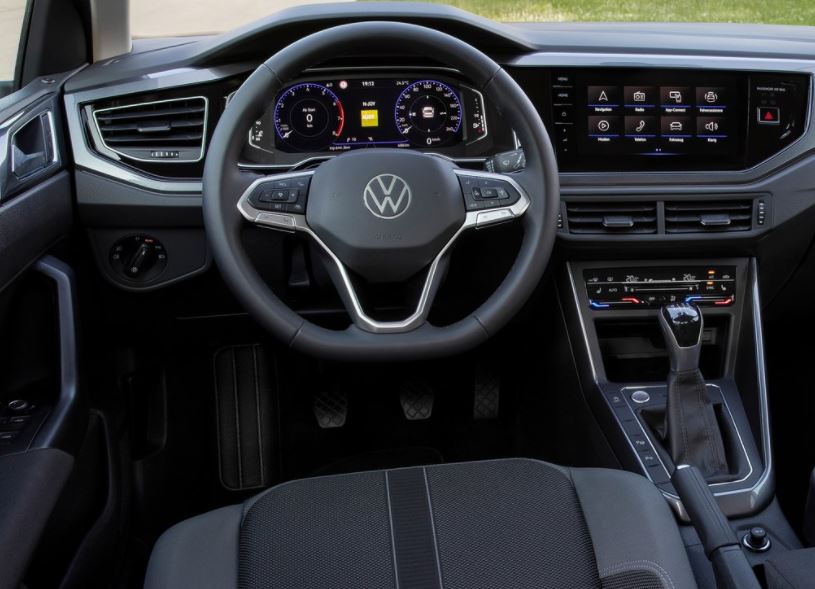 2022 Volkswagen Polo Hatchback 5 Kapı 1.0 TSI (95 HP) Life Manuel Özellikleri - arabavs.com