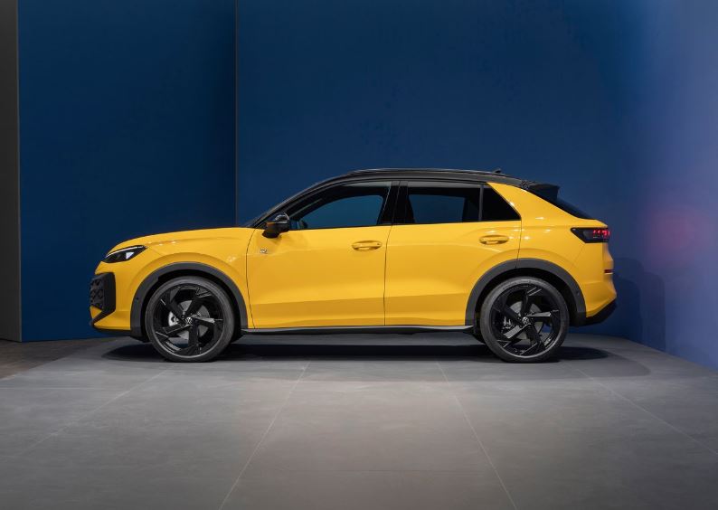 2026 Volkswagen T-Roc Crossover 1.5 eTSI ACT (150 HP) Style DSG Özellikleri - arabavs.com