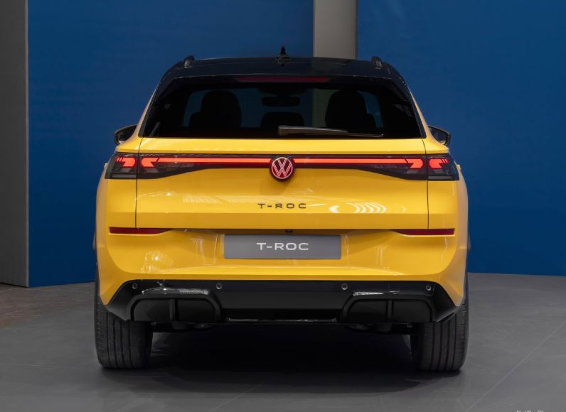 2026 Volkswagen T-Roc Crossover 1.5 eTSI ACT (150 HP) Style DSG Özellikleri - arabavs.com
