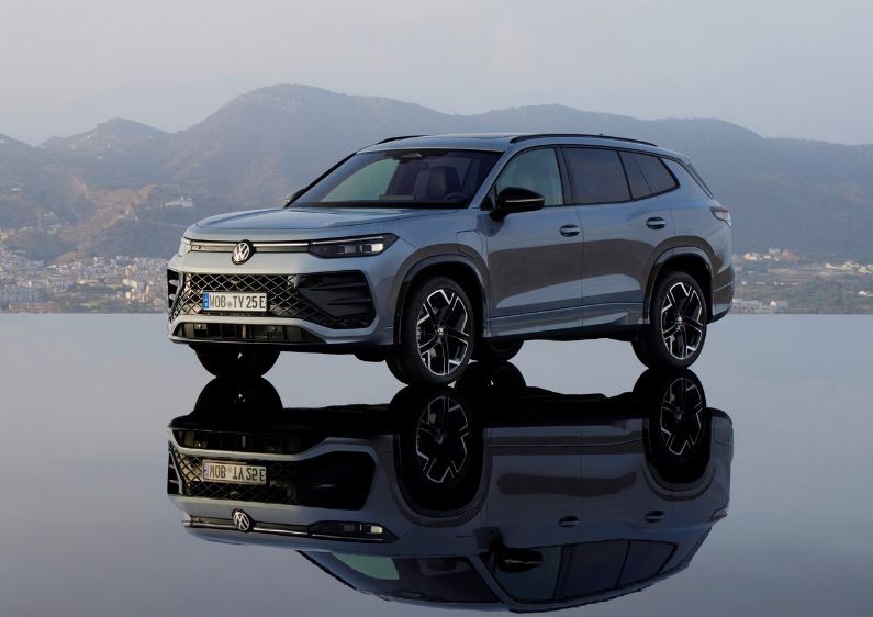 2026 Volkswagen Tayron SUV 1.5 eTSI (150 HP) Elegance DSG Özellikleri - arabavs.com