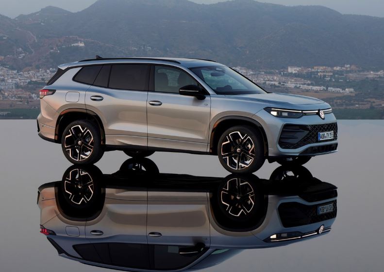 2026 Volkswagen Tayron SUV 1.5 eTSI (150 HP) Elegance DSG Özellikleri - arabavs.com