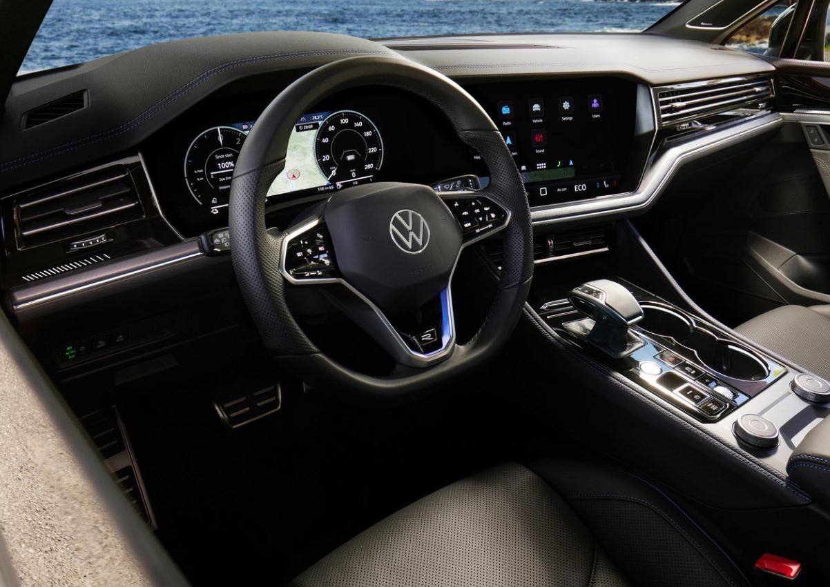 2025 Volkswagen Touareg SUV 3.0 TDI V6 (286 HP) R-Line Tiptronic Özellikleri - arabavs.com