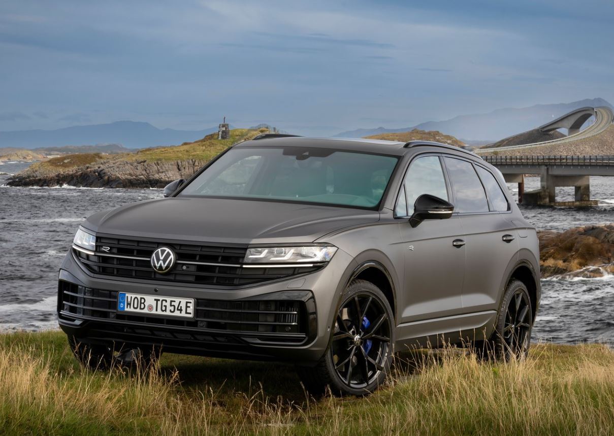 2025 Volkswagen Touareg SUV 3.0 TDI V6 (286 HP) R-Line Tiptronic Özellikleri - arabavs.com