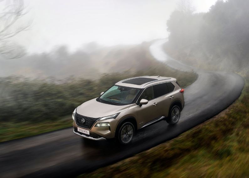 2025 Nissan X-Trail SUV 1.5 VCT (163 HP) Platinum Premium X-Tronic CVT Özellikleri - arabavs.com