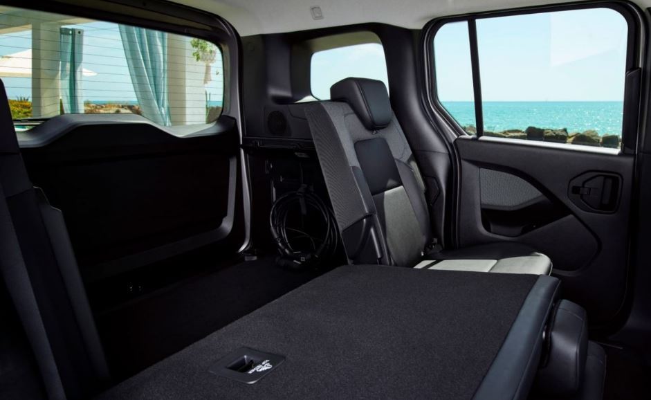 2025 Nissan Townstar Kombi 1.3 DIGT (130 HP) Tekna DCT Özellikleri - arabavs.com