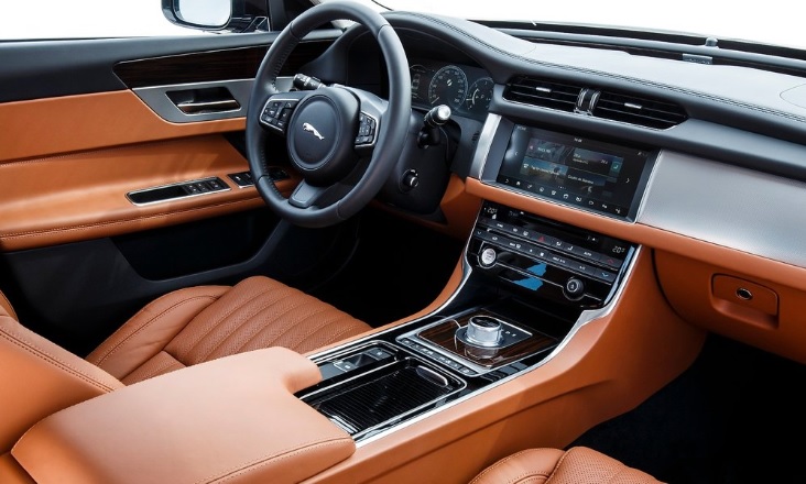 2017 Jaguar XF Sedan 2.0 D (180 HP) Prestige Plus Otomatik Özellikleri - arabavs.com