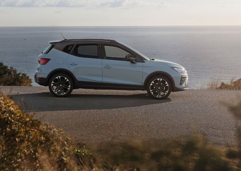 2026 Seat Arona SUV 1.0 EcoTSI (116 HP) Style Plus DSG Özellikleri - arabavs.com