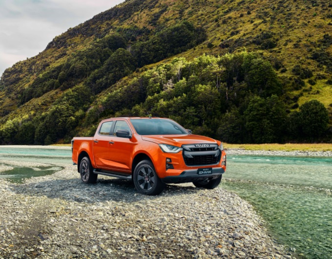 2025 Isuzu D-Max Pick Up 1.9D (164 HP) V-Life Otomatik Özellikleri - arabavs.com