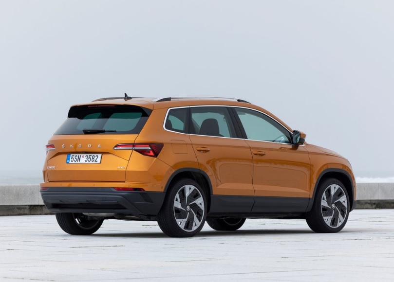 2025 Skoda Karoq SUV 1.5 TSI (150 HP) Premium DSG Özellikleri - arabavs.com