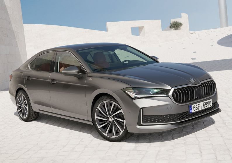 2025 Skoda Superb Sedan 1.5 TSI mHEV (150 HP) Prestige DSG Özellikleri - arabavs.com
