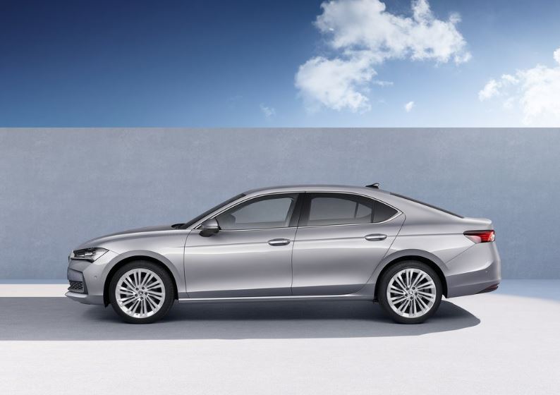 2025 Skoda Superb Sedan 1.5 TSI mHEV (150 HP) Prestige DSG Özellikleri - arabavs.com