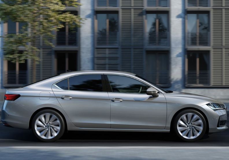 2026 Skoda Superb Sedan 1.5 TSI mHEV (150 HP) Prestige DSG Özellikleri - arabavs.com