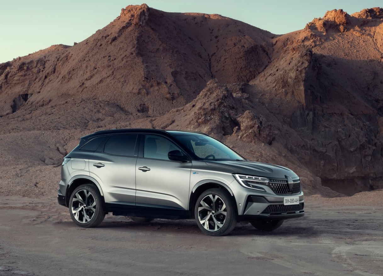 2025 Renault Austral SUV 1.3 Mild Hybrid (160 HP) Techno Esprit Alpine AT Özellikleri - arabavs.com