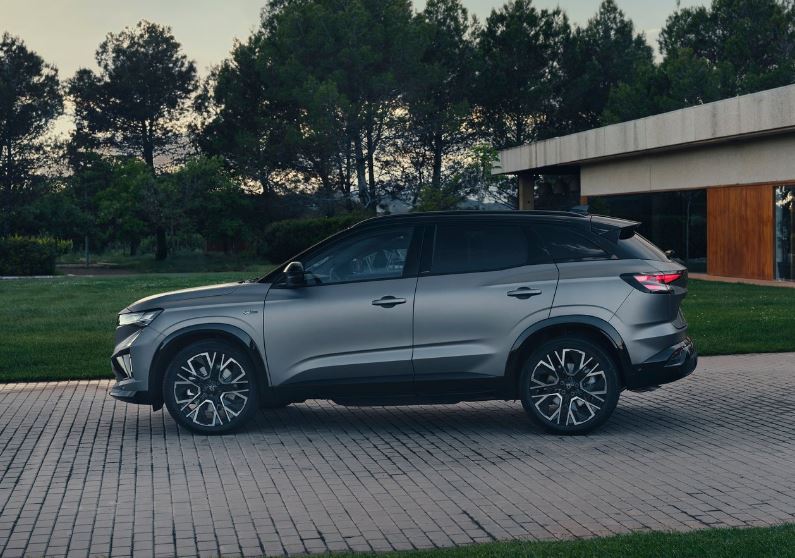 2026 Renault Austral SUV 1.3 Mild Hybrid (150 HP) Esprit Alpine CVT Özellikleri - arabavs.com