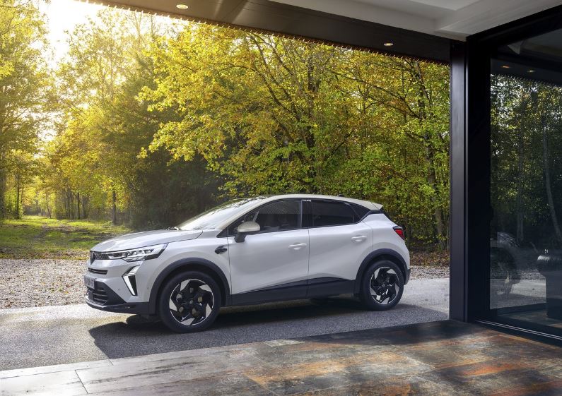 2025 Renault Captur SUV 1.3 Mild Hybrid (160 HP) Esprit Alpine EDC Özellikleri - arabavs.com