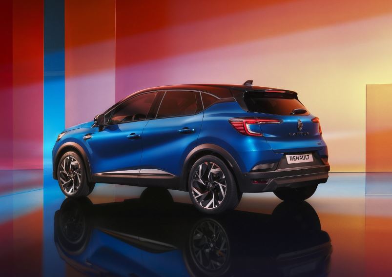 2025 Renault Captur SUV 1.3 Mild Hybrid (160 HP) Esprit Alpine EDC Özellikleri - arabavs.com