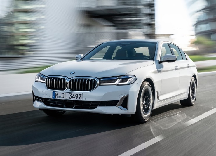 2022 BMW 5 Serisi 520i 1.6 Luxury Line Özellikleri