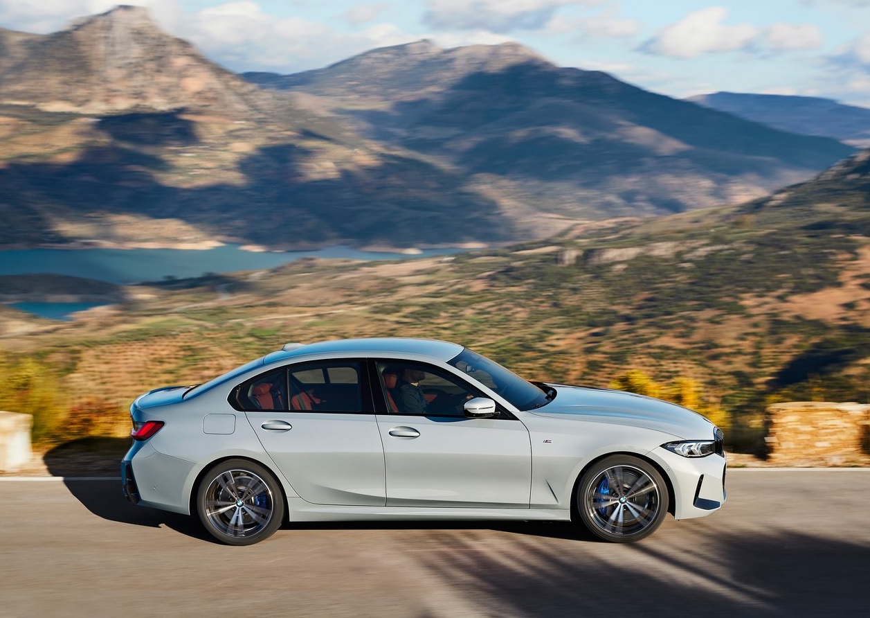 2024 BMW 3 Serisi Sedan 320i 1.6 (170 HP) Sport Line Steptronic Özellikleri - arabavs.com