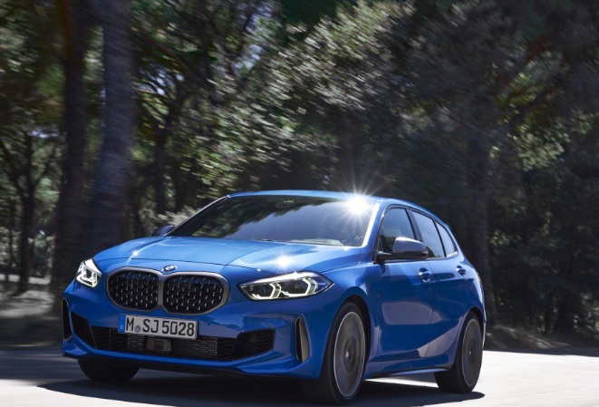 2019 BMW Yeni 1 Serisi Hatchback 5 Kapı 118i 1.5 (140 HP) Sport Line Otomatik Özellikleri - arabavs.com