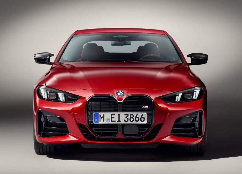 2025 BMW 4 Serisi Coupe 420i 1.6 (170 HP) M Sport Otomatik Özellikleri - arabavs.com