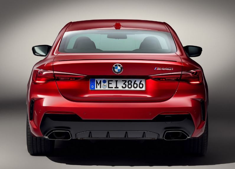 2025 BMW 4 Serisi Coupe 420i 1.6 (170 HP) M Sport Otomatik Özellikleri - arabavs.com