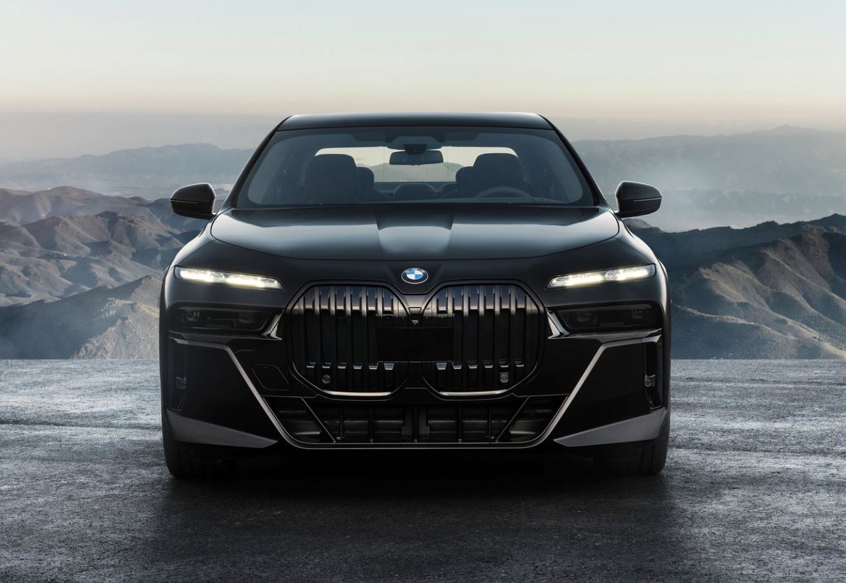 2026 BMW 7 Serisi Sedan 740Ld xDrive 3.0 (300 HP) M Excellence Steptronic Özellikleri - arabavs.com