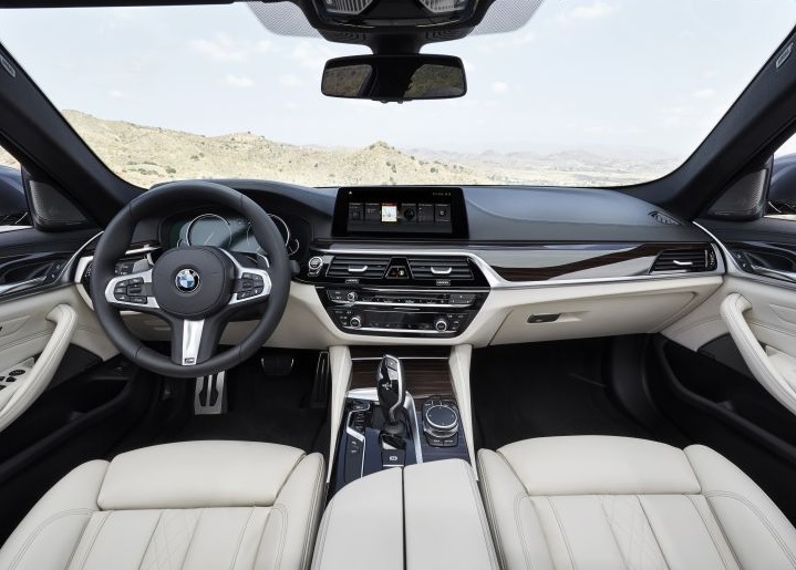 2017 BMW 5 Serisi Sedan 520d 2.0 (190 HP) Sport Line Otomatik Özellikleri - arabavs.com