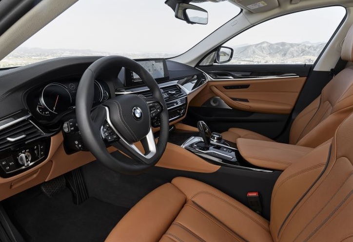 2017 BMW 5 Serisi Sedan 530i 2.0 xDrive (252 HP) Executive M Sport Otomatik Özellikleri - arabavs.com