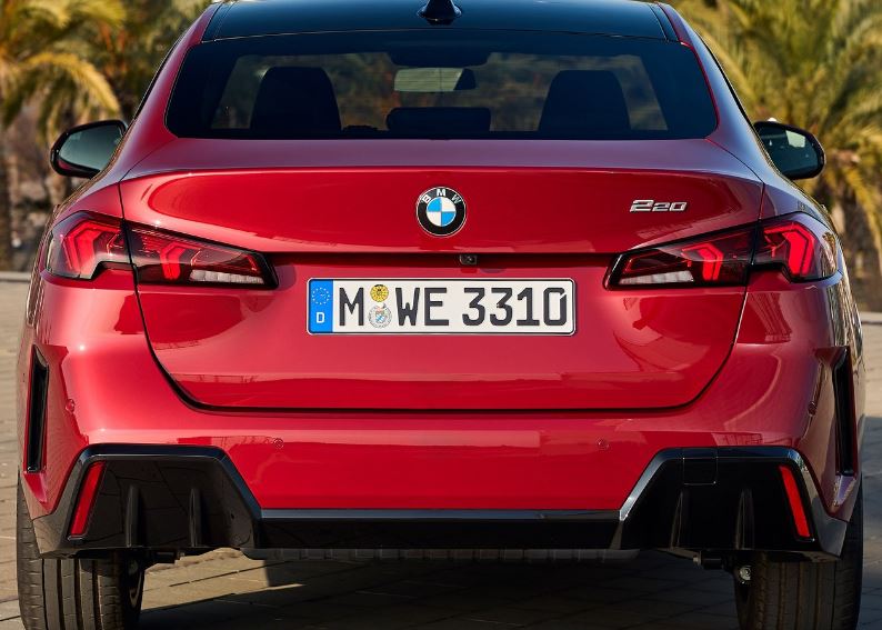 2025 BMW 2 Serisi Gran Coupe 220 1.5 (170 HP) Sport Line Otomatik Özellikleri - arabavs.com