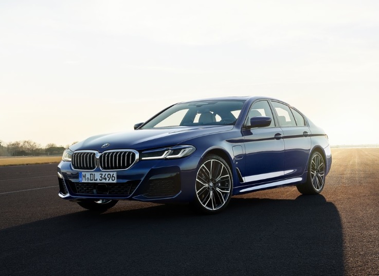 2021 BMW 5 Serisi 520i 1.6 Luxury Line Özellikleri