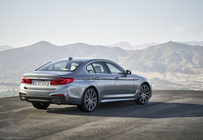 2019 BMW 5 Serisi Sedan 520i 1.6 (170 HP) Luxury AT Özellikleri - arabavs.com