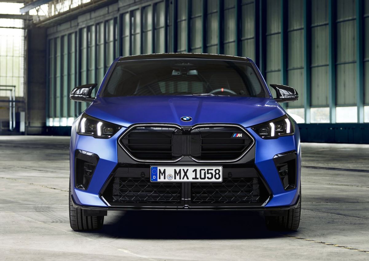 2025 BMW X2 SUV 1.5 sDrive20i (170 HP) M Sport Steptronic Özellikleri - arabavs.com