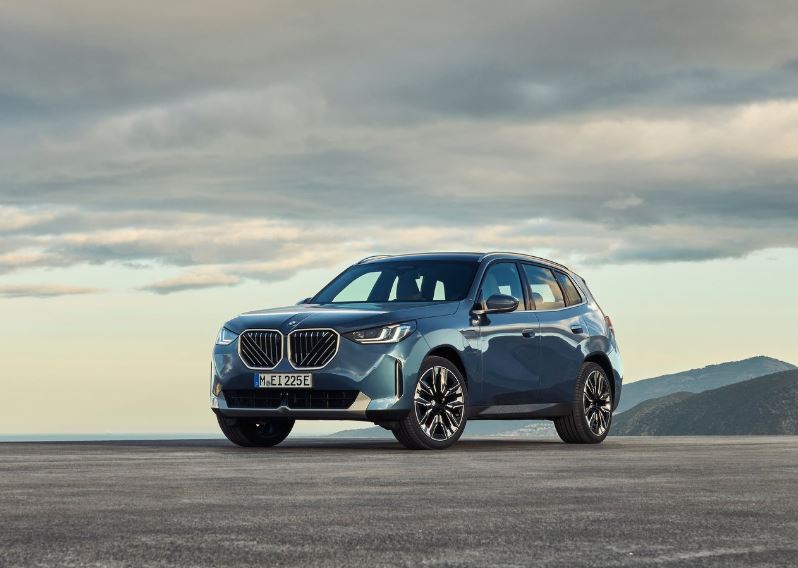 2026 BMW X3 SUV 1.6 20 (201 HP) X Line Steptronic Özellikleri - arabavs.com