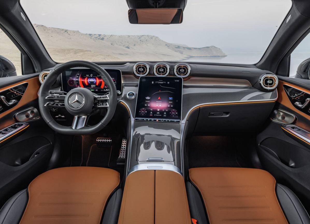 2025 Mercedes GLC Coupe 300d 2.0 4Matic (269 HP) AMG 9G-Tronic Özellikleri - arabavs.com