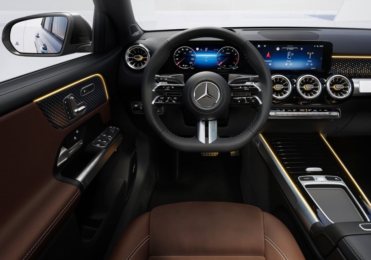 2025 Mercedes GLB SUV 200 1.3 (163 HP) Progressive 8G-DCT Özellikleri - arabavs.com