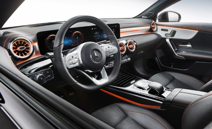 2021 Mercedes CLA Serisi Coupe 200 1.4 4MATIC (163 HP) AMG 7G-DCT Özellikleri - arabavs.com
