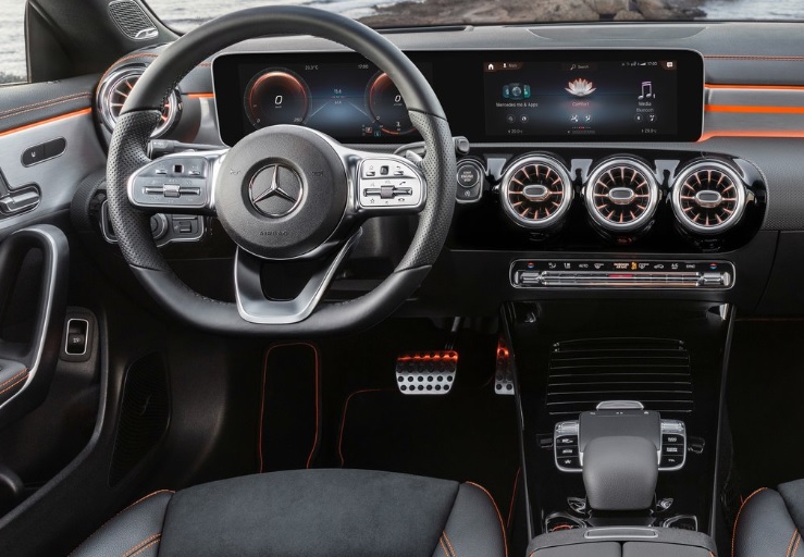 2019 Mercedes Yeni CLA Coupe 200 1.4 (163 HP) AMG 7G DCT Özellikleri - arabavs.com