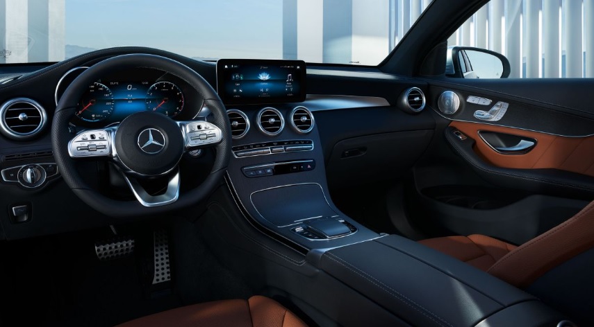 2021 Mercedes GLC Coupe 300d 2.0 4Matic (245 HP) AMG 9G-Tronic Özellikleri - arabavs.com