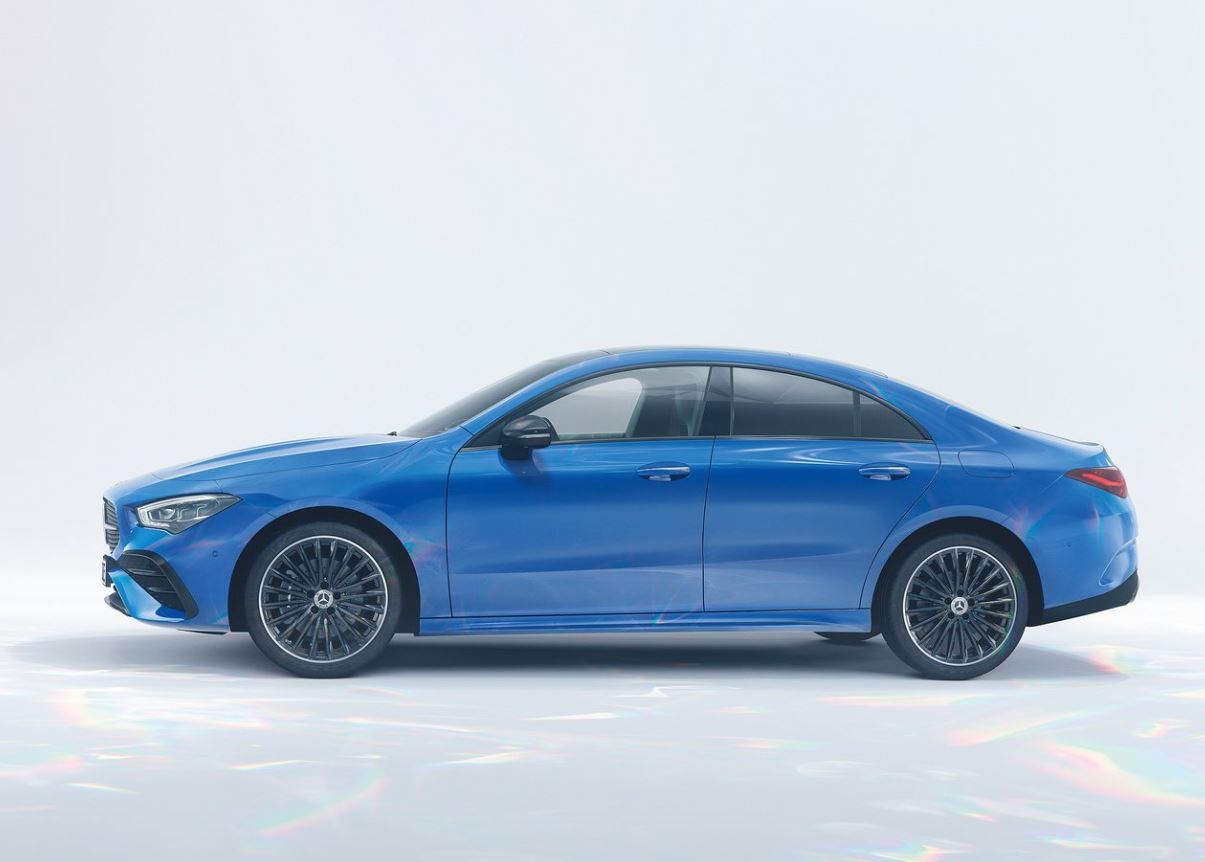 2025 Mercedes CLA Serisi Coupe 200 1.3 (163 HP) AMG 7G-DCT Özellikleri - arabavs.com