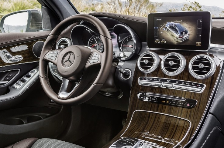 2018 Mercedes GLC 220d 2.2 Exclusive Karşılaştırması
