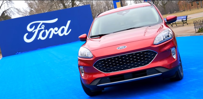2020 Ford Escape Karşınızda! Motor Seçenekleri, Donanım Özellikleri ile Yeni Escape!