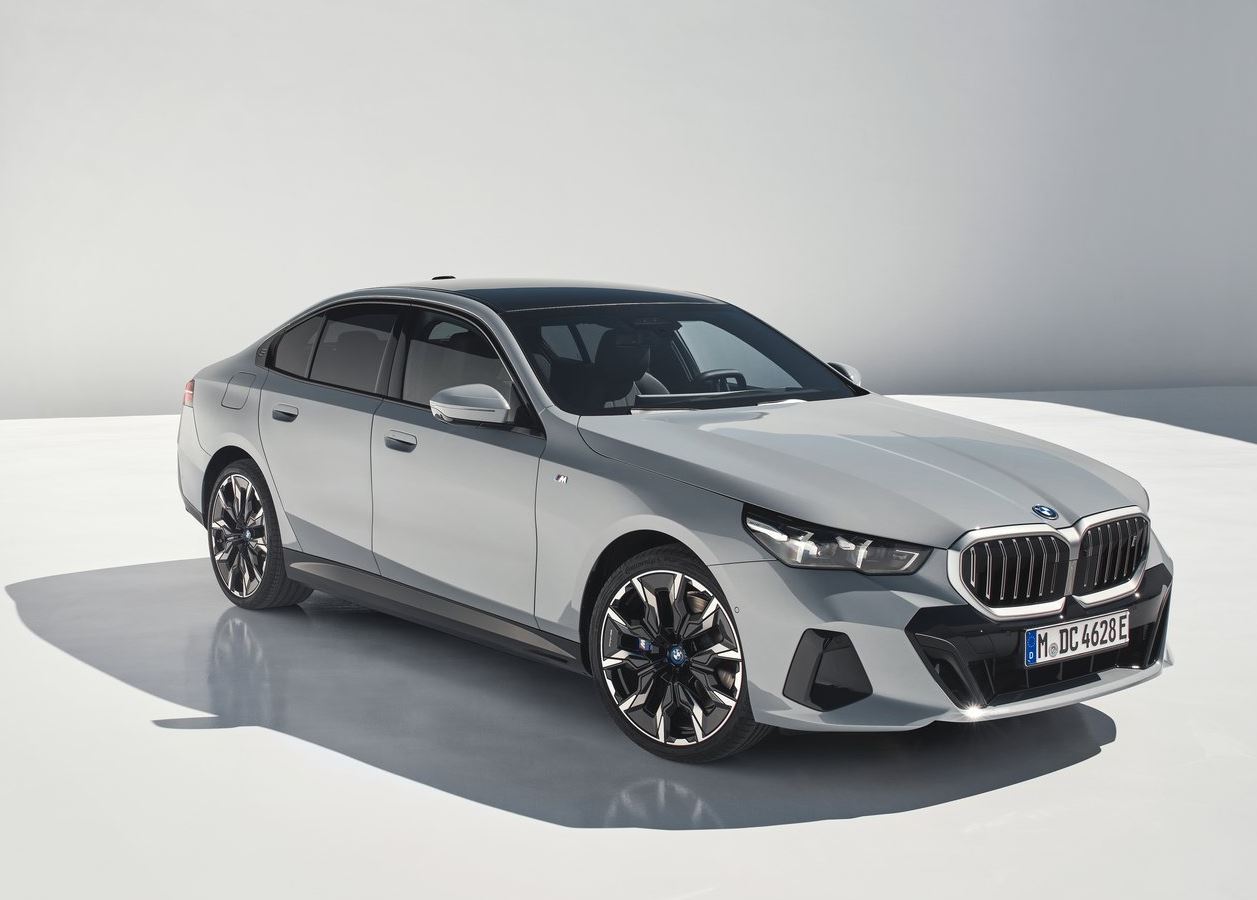 2024 yeni BMW 5 Serisi