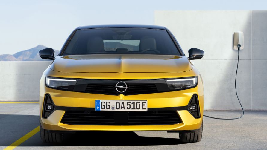 2022 Opel Astra yeni teknolojiler sunacak